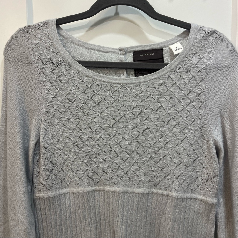 Guinevere Anthropologie Gray Silver Ribbed Lightweight Wool Sweater Size Medium - Picture 3 of 9